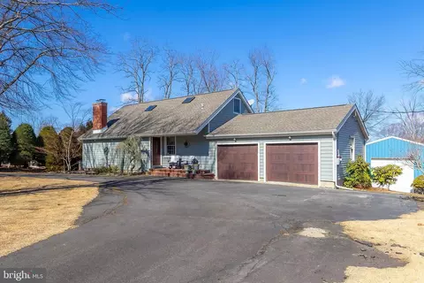 289 Stewart Rd, Allentown, NJ 08501