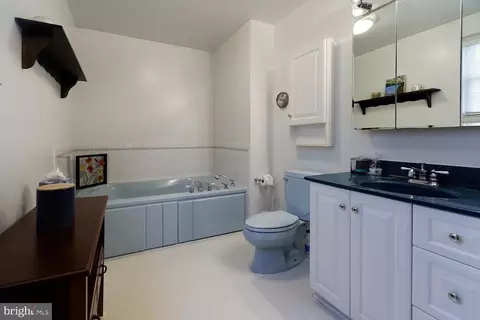 Bath - 2824 Colgate Ave, Delanco, NJ 08075 photo 1 of 1