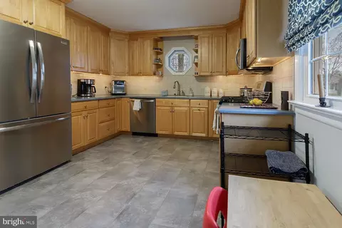 Kitchen - 2824 Colgate Ave, Delanco, NJ 08075 photo 2 of 3