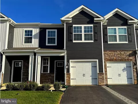 5 Eleanor Ln, Westampton, NJ 08060