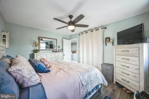 Bedroom - 833 Drexel, Delran, NJ 08075 photo 1 of 5
