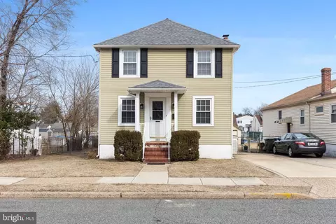 289 Glenwood Ave, Burlington, NJ 08016