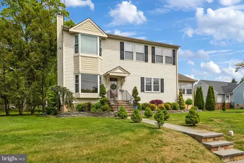 113 Grant Ave, Moorestown, NJ 08057