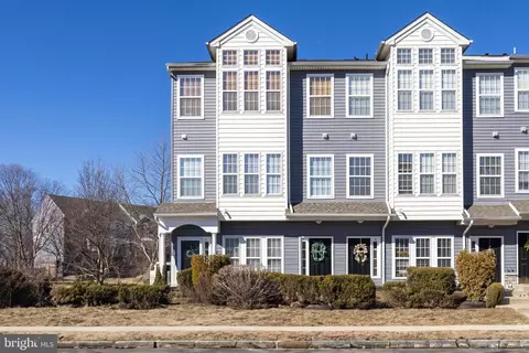3 Shad Ct, Delanco, NJ 08075