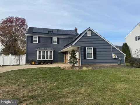 Exterior - 184 Forge Rd, Delran, NJ 08075 photo 3 of 4