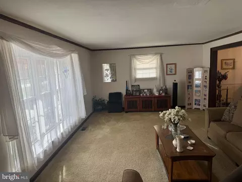 Living - 184 Forge Rd, Delran, NJ 08075 photo 1 of 2