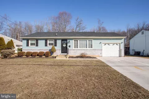 15 Blanchard Rd, Marlton, NJ 08053
