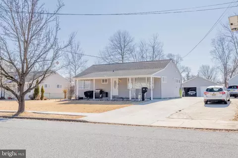 69 Baker Blvd, Marlton, NJ 08053