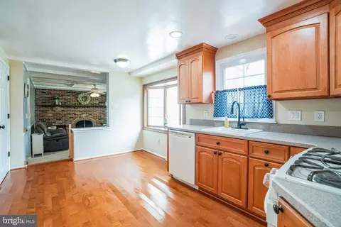 10 Sequoia Dr, Cinnaminson, NJ 08077 photo 10