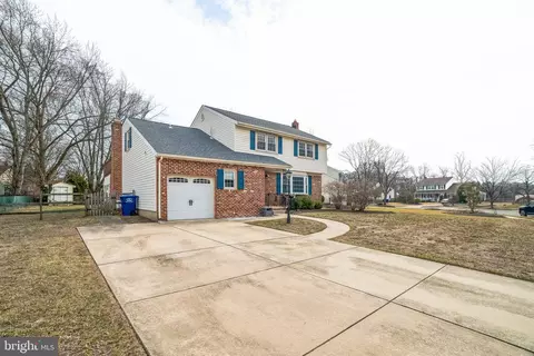 10 Sequoia Dr, Cinnaminson, NJ 08077 photo 2