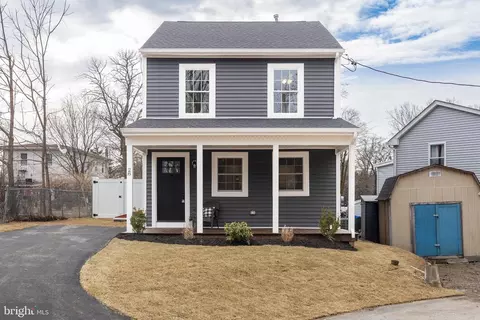 28 Church St, Southampton, NJ 08088