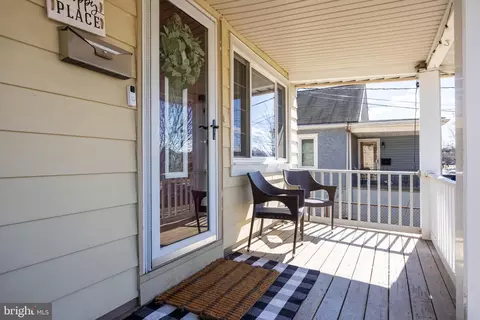 Exterior - 47 N Maple Ave, Maple Shade, NJ 08052 photo 3 of 7