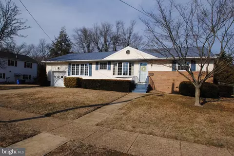 127 Greenwood Ave, Burlington, NJ 08016