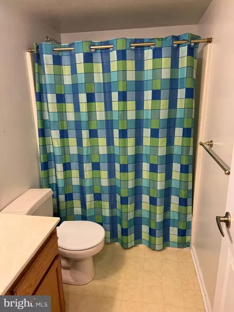 Bath - 405 Aster Pl, Mount Laurel, NJ 08054 photo 1 of 2