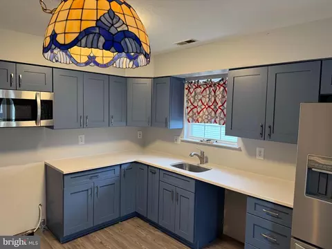 Kitchen - 405 Aster Pl, Mount Laurel, NJ 08054 photo 1 of 3