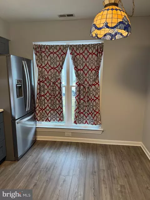 Kitchen - 405 Aster Pl, Mount Laurel, NJ 08054 photo 3 of 3