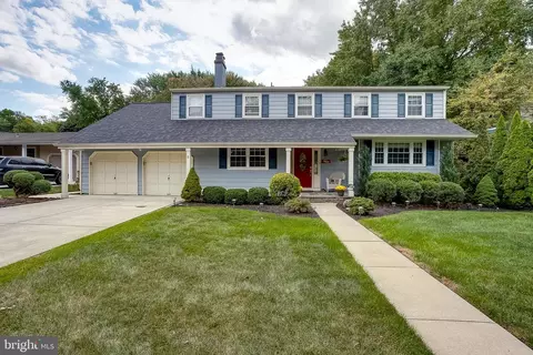 233 Hamilton Rd, Marlton, NJ 08053