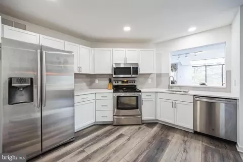 810 Augusta Cir, Mount Laurel, NJ 08054 photo 9