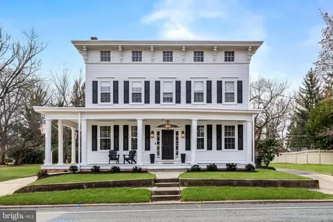 526 Kings Hwy, Moorestown, NJ 08057