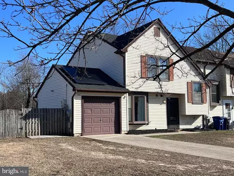 56 Kanabe Dr, Westampton, NJ 08060