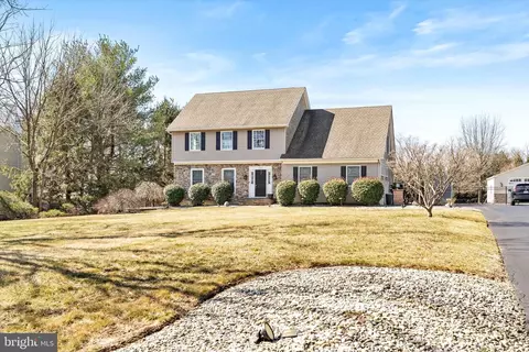 756 Provinceline Rd, Allentown, NJ 08501