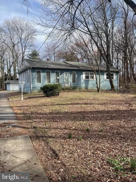 135 Columbia Ave, Mount Laurel, NJ 08054