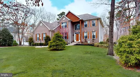 39 Midbridge Dr, Medford, NJ 08055