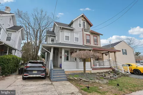 705 Burlington Ave, Delanco, NJ 08075
