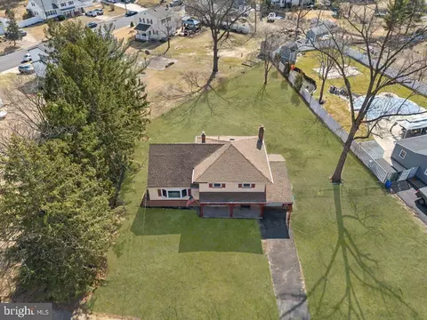 View/Area - 8 Montclair Dr, Delran, NJ 08075 photo 2 of 2