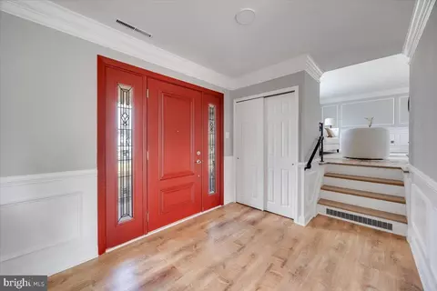 Entry Way - 8 Montclair Dr, Delran, NJ 08075 photo 1 of 6