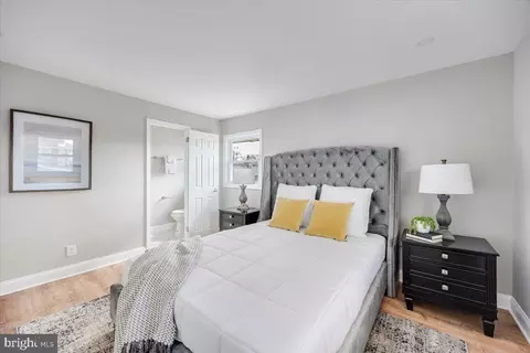 Bedroom - 8 Montclair Dr, Delran, NJ 08075 photo 2 of 3