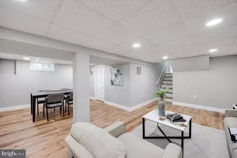 Living - 8 Montclair Dr, Delran, NJ 08075 photo 7 of 7