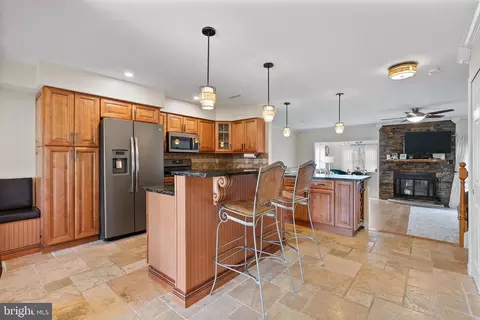 Kitchen - 34 E Oleander Dr, Mount Laurel, NJ 08054 photo 3 of 3