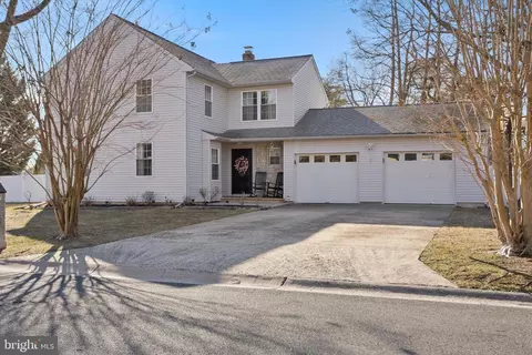 107 Plum Dr, Edgewater Park, NJ 08010