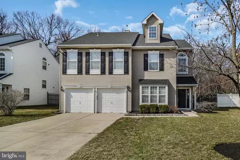32 Watson Dr, Mount Laurel, NJ 08054