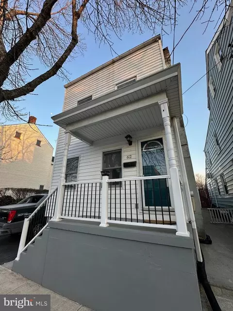 62 Elizabeth St, Bordentown, NJ 08505