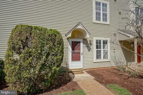 1207 A Yarmouth Ln, Mount Laurel, NJ 08054