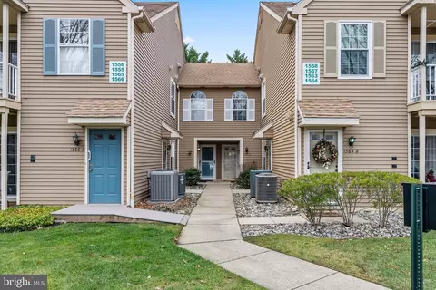 1558 B Thornwood Dr, Mount Laurel, NJ 08054