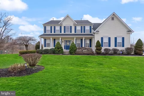 42 Taisley Ln, Burlington, NJ 08016