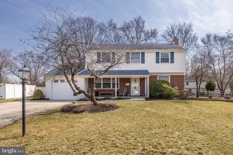 702 Heritage Rd, Cinnaminson, NJ 08077