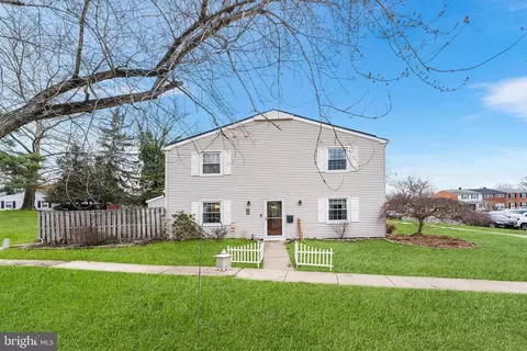 97 Rockland Dr, Willingboro, NJ 08046