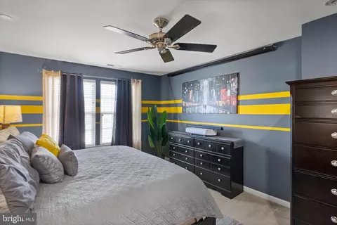 Bedroom - 2 Tieman Cir, Delanco, NJ 08075 photo 2 of 5