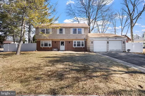 79 E River Dr, Willingboro, NJ 08046