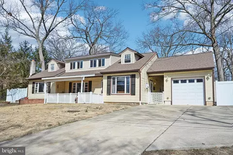 313 Maple Rd, Mount Laurel, NJ 08054 photo 3