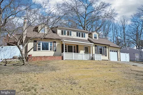 313 Maple Rd, Mount Laurel, NJ 08054 photo 2