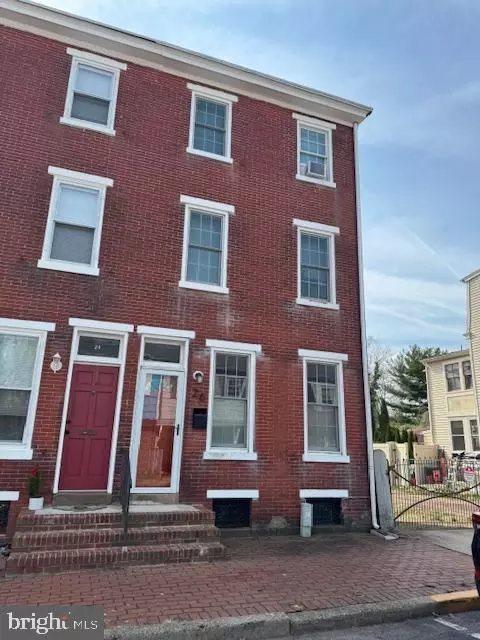 26 W Pearl St, Burlington, NJ 08016