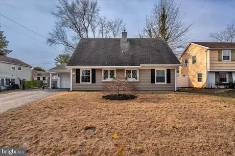 58 Perennial Ln, Willingboro, NJ 08046