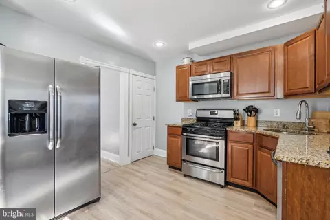 515 Delaware Ave, Riverside, NJ 08075 photo 9
