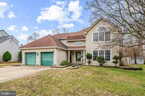 40 Harrogate Dr, Lumberton, NJ 08048