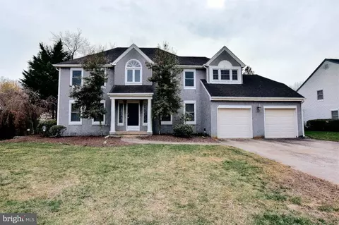21 Horseshoe Dr, Mount Laurel, NJ 08054